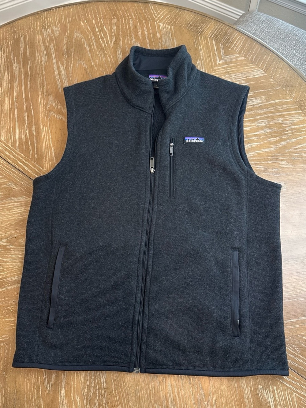 Patagonia Charcoal Black Fleece Vest - Full Zip